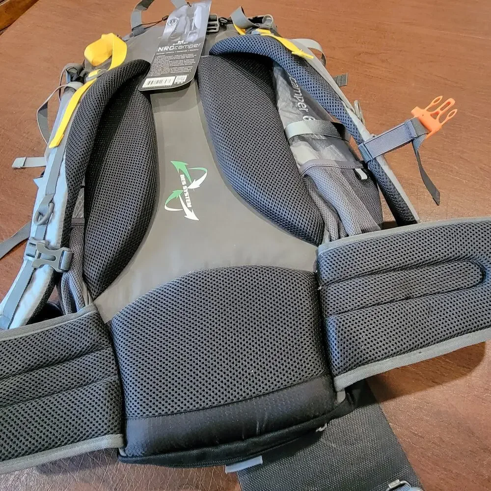 Ghostek NRGcamper Hiking Camping 60L Backpack Gray New with tag